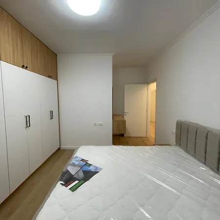 For Rent 160m Unaza E Re *