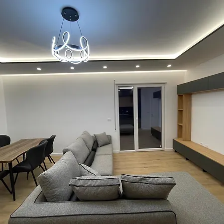 For Rent 160m Unaza E Re Tirana