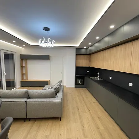 For Rent 160m Unaza E Re Apartment *